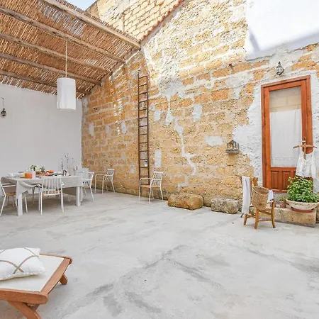 Cozy In With Kitchen Trappeto (Sicily)